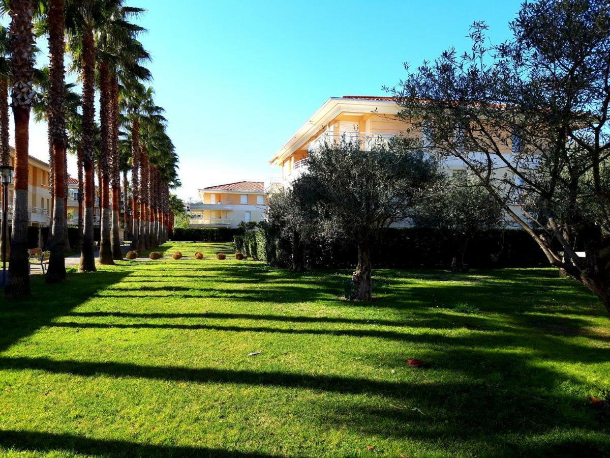 Апартаменти Les Jardins D'Антіб Екстер'єр фото
